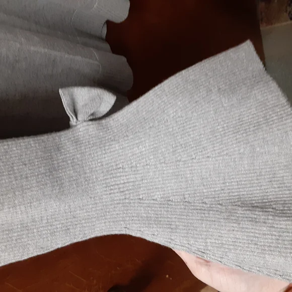 Karl LAGERFELD Gray Women's Sweater - Picture 4 of 6